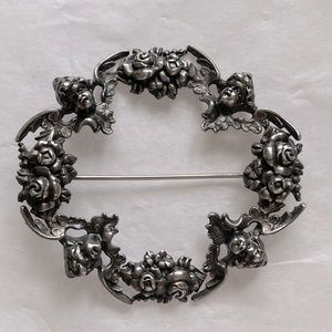 Vintage Sterling silver 925  brooch or scarf pin